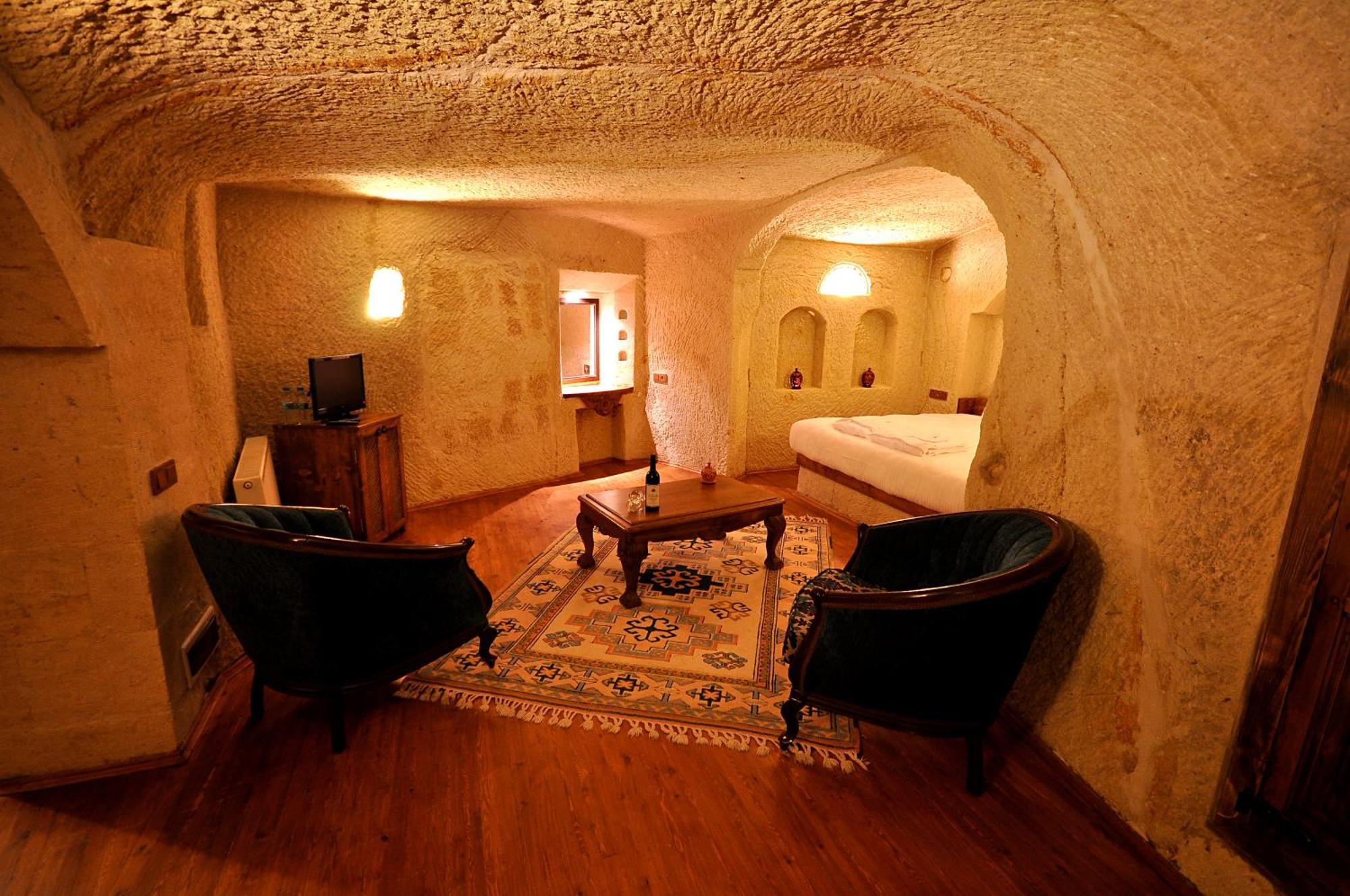 Готель Has Cave 2*