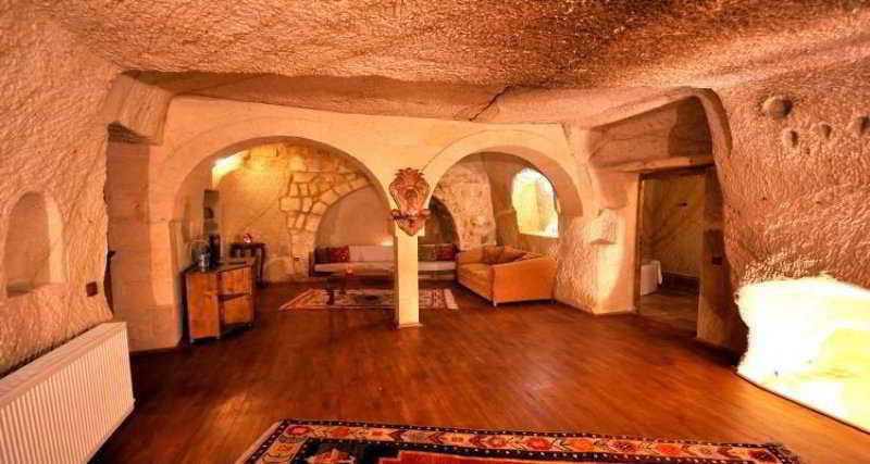 Has Cave Hotel